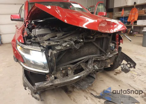 2015 Chevrolet Tahoe Lt z USA, uszkodzony, nr VIN 1GNSKBKC8FR579708